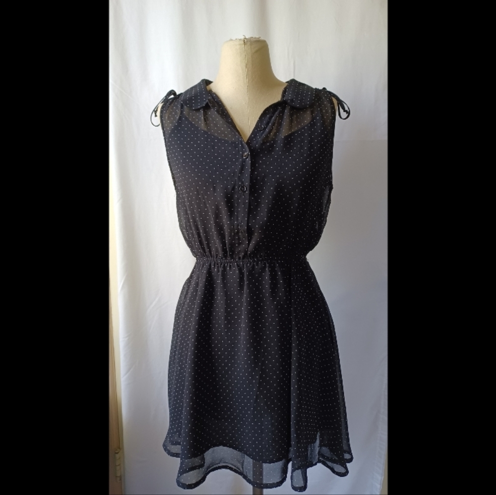 FOREVER 21 LOS ANGELES black white dots dress